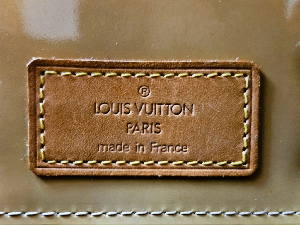 Louis Vuitton made in France Schild
