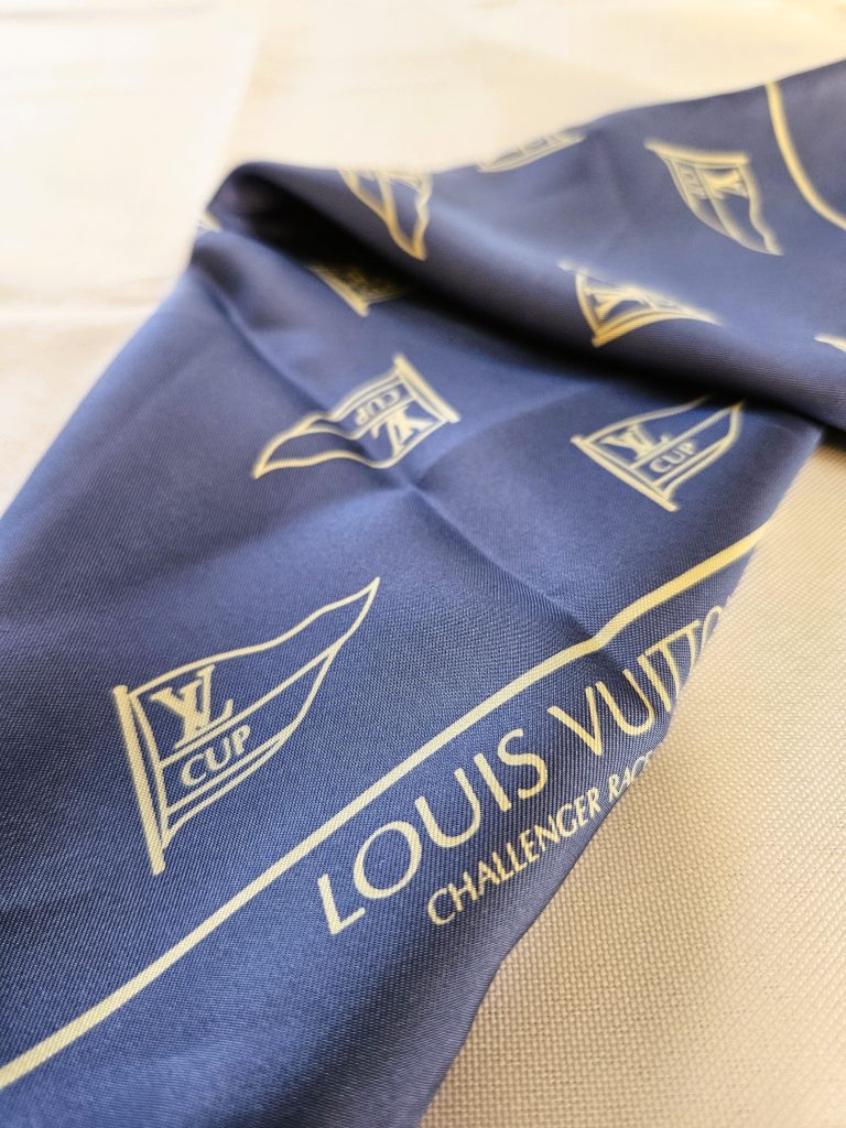 Seidentuch Louis Vuitton LV Cap 45cm