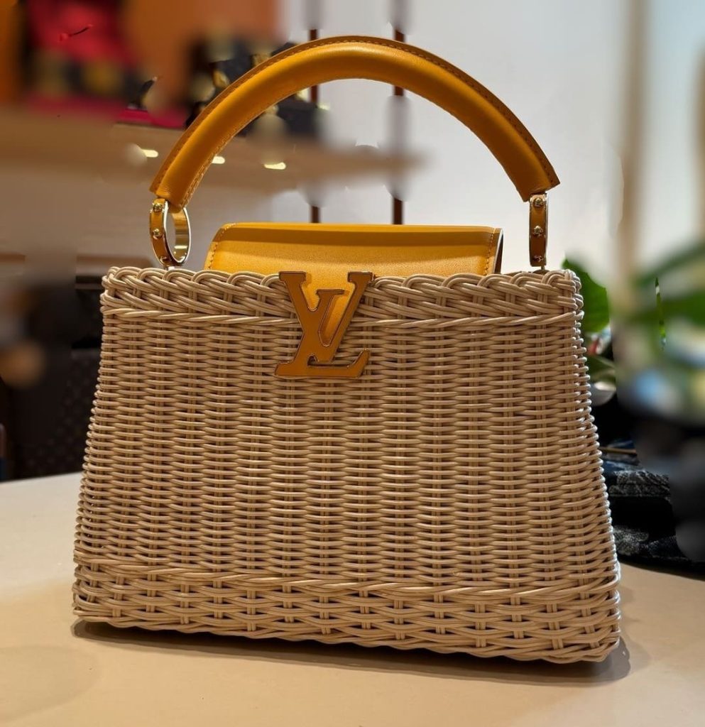 Louis Vuitton Capucines - Raffia