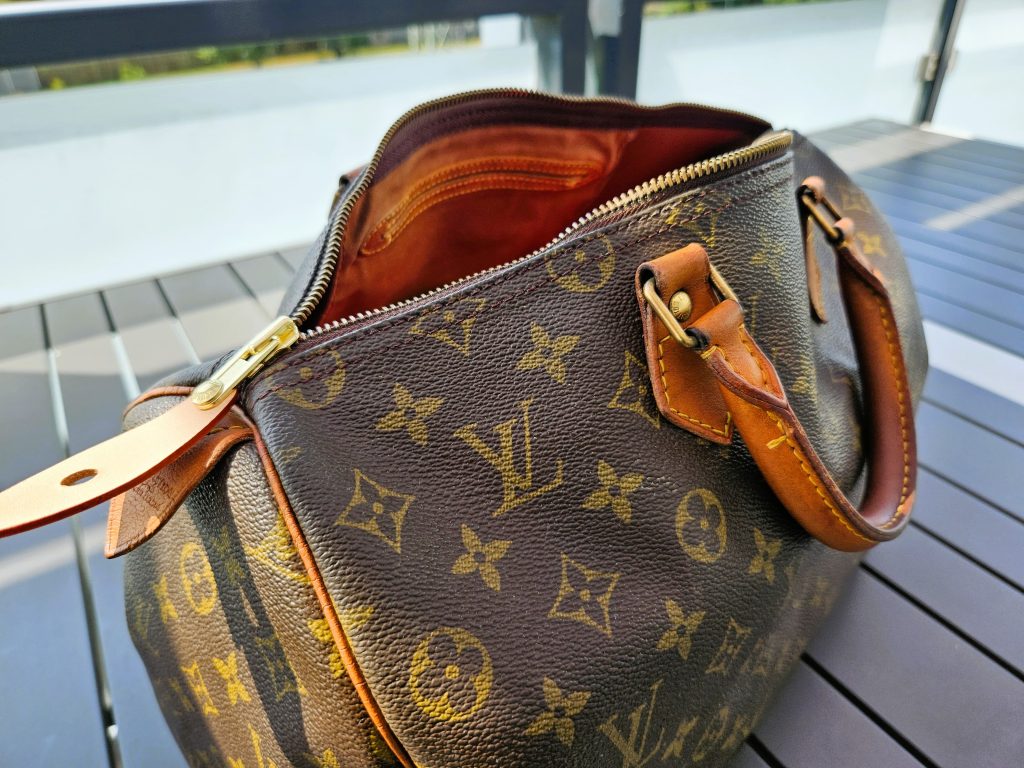 Louis Vuitton Speedy Vintage zum Auslüften