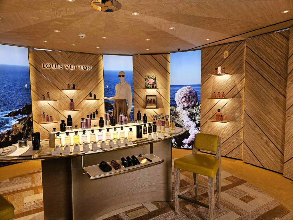 Louis Vuitton Parfüm Boutique Saint Tropez 
