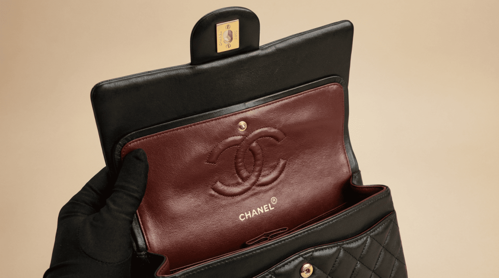 Chanel Classic Flap medium innen