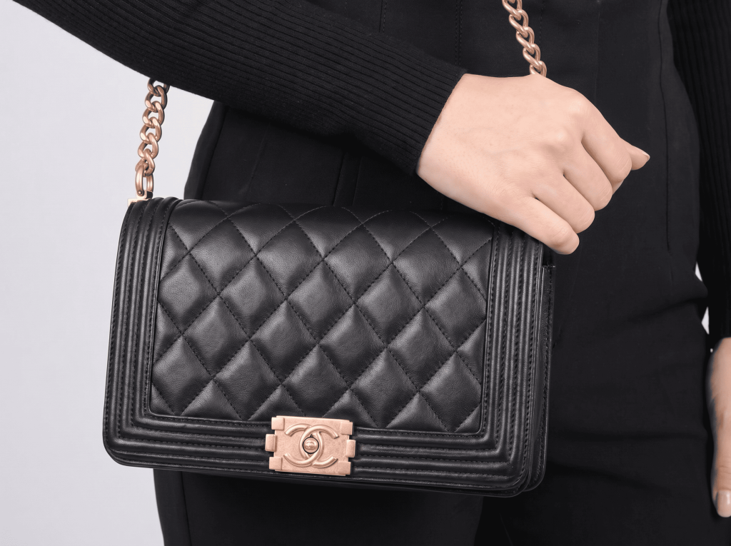 Chanel WOC Boy Bag schwarz